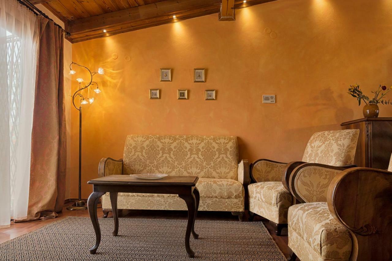 Elois Suites Rethymno  Exterior photo