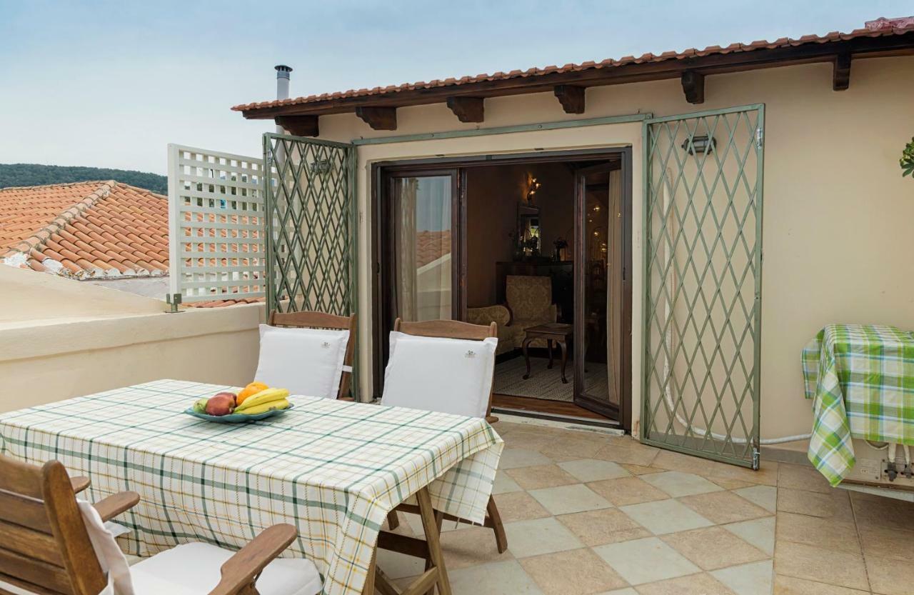 Elois Suites Rethymno  Exterior photo